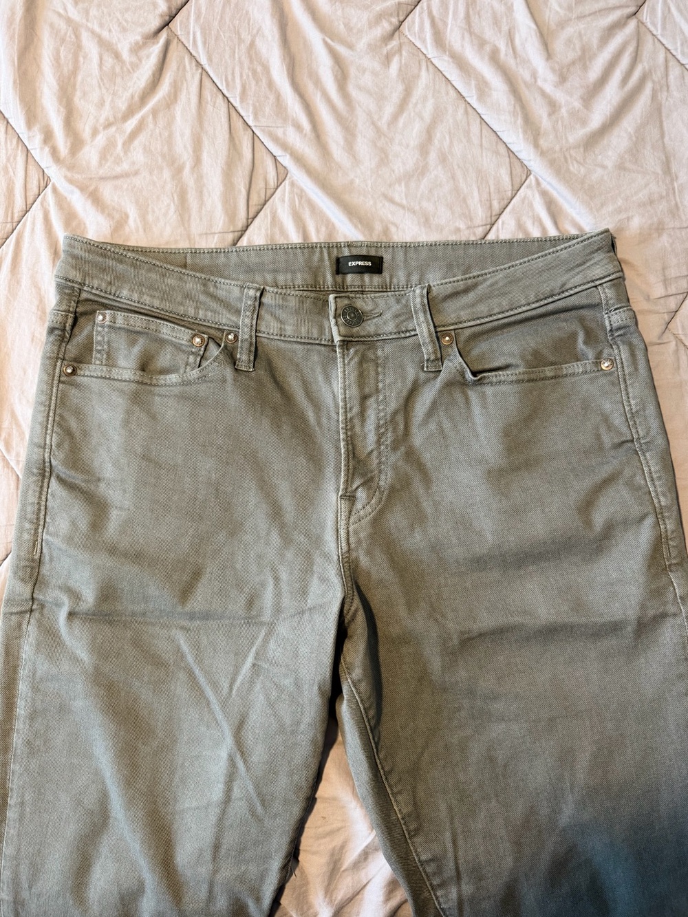 Express Men’s straight fit jeans